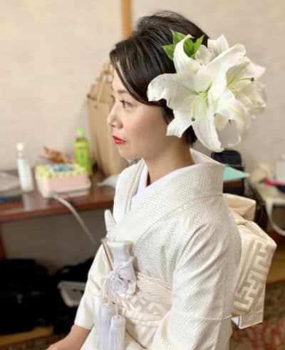 ベリーショートの白無垢姿で多摩川浅間神社にて挙式 和装の着付け レンタル衣装 七五三 成人式の着付けはブライダルカ レーンへ
